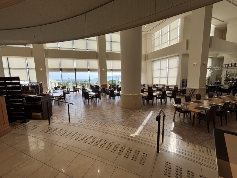 朝食会場の様子
